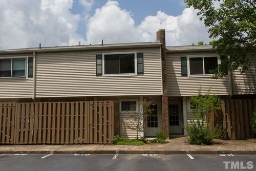 10-220 Elizabeth St, Chapel Hill, NC, 27514-3212 | Card Image