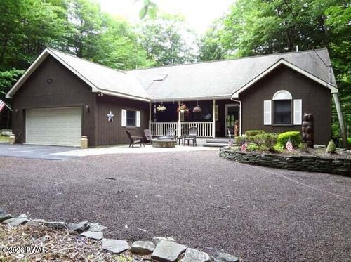 104 Hickory Ln, Greentown, PA, 18426-7429 | Card Image