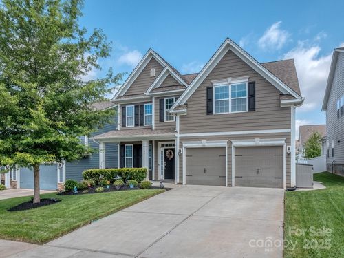 124 W Americana Dr, Mooresville, NC, 28115-9711 | Card Image