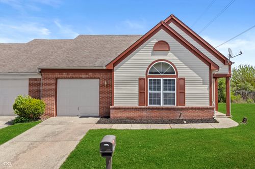 5747 Eden Village Dr, Indianapolis, IN, 46254-5190 | Card Image