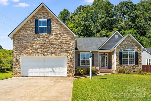 7 Groton Way, Arden, NC, 28704-6601 | Card Image