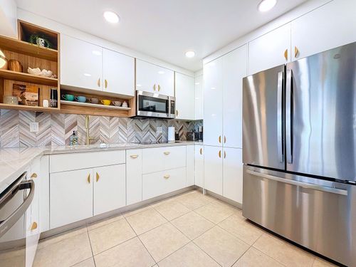 319a-2311 S Cypress Bend Drive, Pompano Beach, FL, 33069 | Card Image