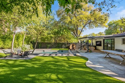 1604 Elmhurst Dr, Austin, TX, 78741-2510 | Card Image