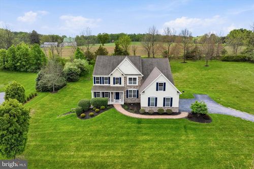 13 Rico Cir, DOWNINGTOWN, PA, 19335-1024 | Card Image
