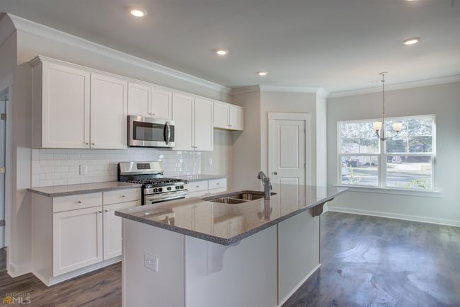 2547 Rathburn Cir, Townhouse with 3 bedrooms, 2 bathrooms and null parking in Loganville GA | Image 6