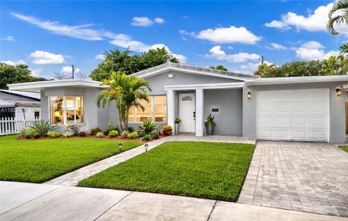 1881 Nw 5th Ter, Pompano Beach, FL, 33060-5105 | Card Image
