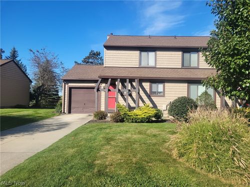 9039 Merchant Dr, Streetsboro, OH, 44241-5779 | Card Image