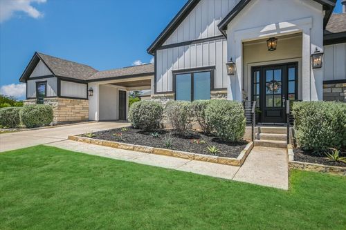 102 Marble Falls Ct, Spicewood, TX, 78669-2273 | Card Image