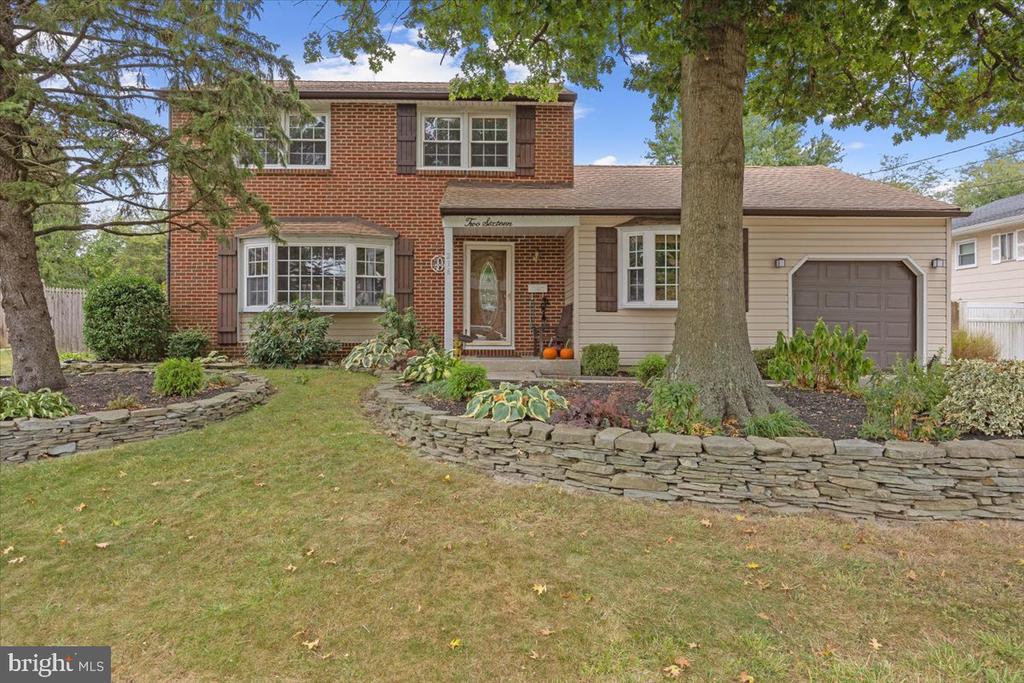 Countryside Ln, Mount Laurel, NJ 08054