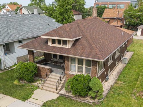 524 Walsh Ave, Joliet, IL, 60435-6142 | Card Image