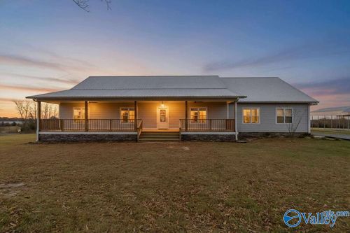 395 County Road 126, Pisgah, AL, 35765-6705 | Card Image