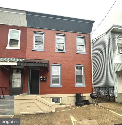 131 Bayard St, Trenton, NJ, 08611-1503 | Card Image