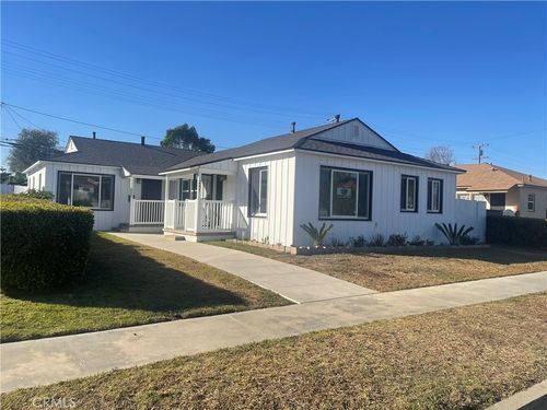 2221 Grand Ave, Long Beach, CA, 90815 | Card Image