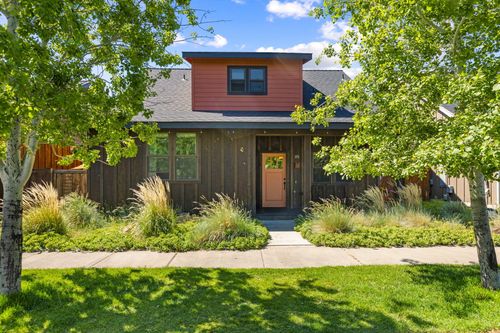 353 E Aspenwood Ave, Sisters, OR, 97759-6900 | Card Image