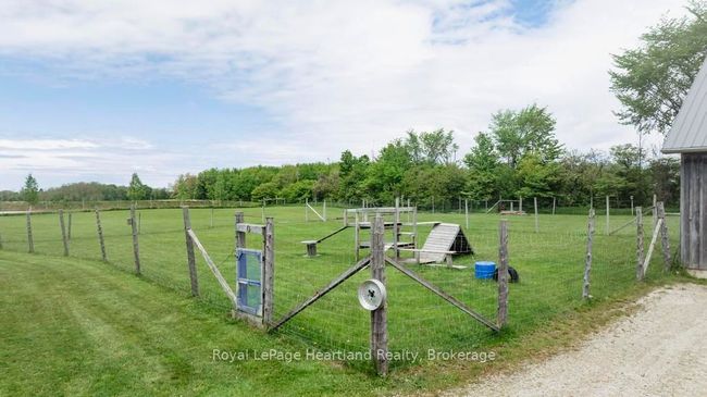 81572 Lucknow Line, Home with 4 bedrooms, 2 bathrooms and 10 parking in Goderich ON | Image 39
