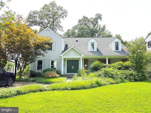 1904 Dalmation Dr, MCLEAN, VA, 22101-5409 | Card Image