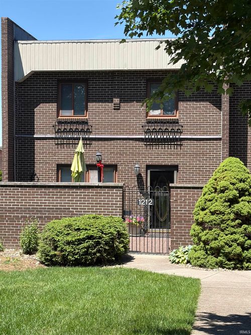 1212 W Boulevard St, Kokomo, IN, 46902 | Card Image