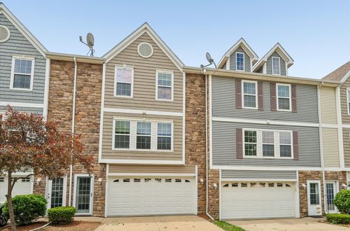 356 Ne Sandalwood, Waukee, IA, 50263-9530 | Card Image