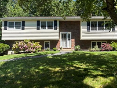 37 Pine Ridge Dr, Candia, NH, 03034-2315 | Card Image