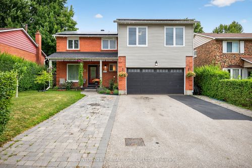 33 London Rd, Newmarket, ON, L3Y6A1 | Card Image