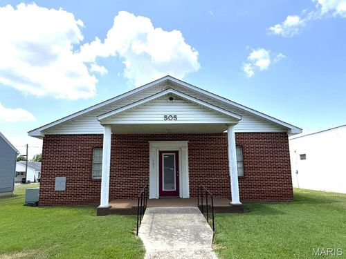 505 N Catalpa St, Dexter, MO, 63841-1613 | Card Image