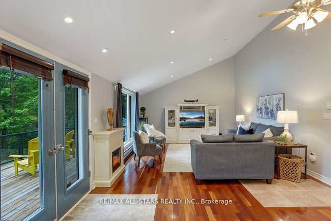 1086 Cameron Lane, House other with 3 bedrooms, 1 bathrooms and 6 parking in Algonquin Highlands ON | Image 12