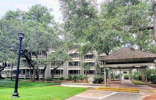 2321-415 Ocean Creek Dr, Myrtle Beach, SC, 29572-5773 | Card Image