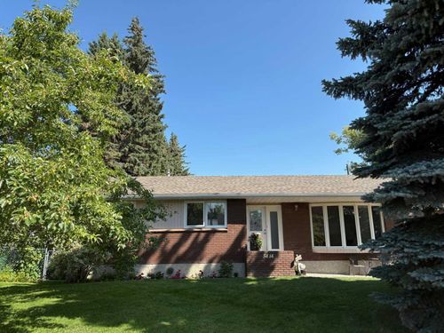 5414 55 Street, Olds, AB, T4H1J5 | Card Image