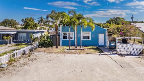 317 Nw 4th Ave, Delray Beach, FL, 33444-2717 | Card Image
