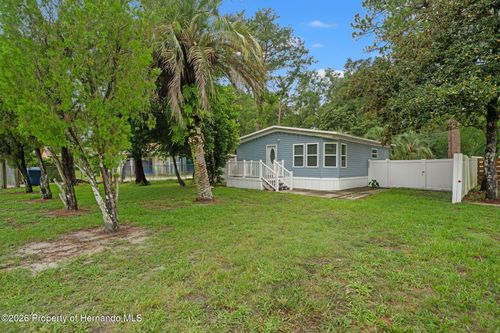 237 Monroe Ave, BROOKSVILLE, FL, 34604-7121 | Card Image