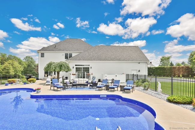 197 Shadow Pond Ln, House other with 4 bedrooms, 4 bathrooms and 6 parking in Suffield CT | Image 34