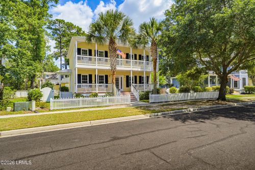 12 Petigru Dr, Beaufort, SC, 29902-5215 | Card Image