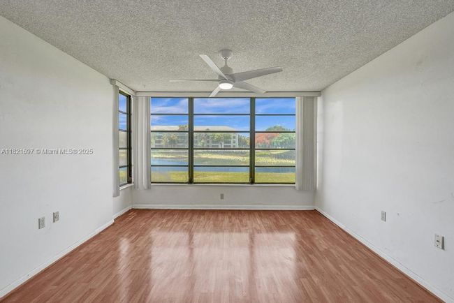 APT-103 - 1520 Whitehall Dr, Condo with 2 bedrooms, 2 bathrooms and null parking in Davie FL | Image 6
