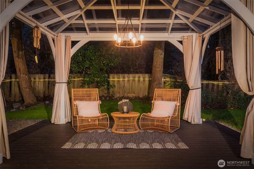 20 Cascade Ky, Bellevue, WA, 98006-1002 | Card Image