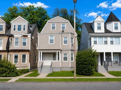 18 Girard Ave, East Orange, NJ, 07017-1812 | Card Image