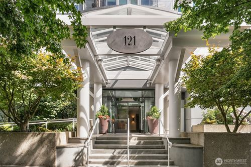 2506-121 Vine St, Seattle, WA, 98121-1457 | Card Image