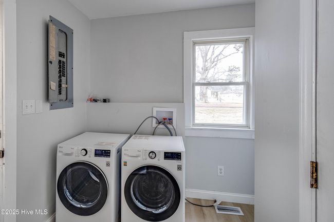 805 Wilson St, House other with 3 bedrooms, 2 bathrooms and 2 parking in Plymouth NC | Image 24