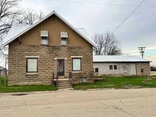 27842 2600 E St, Van Orin, IL, 61374-9010 | Card Image