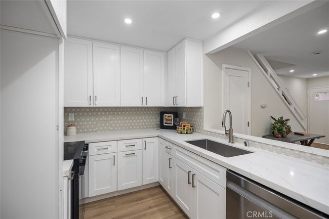 UNIT-77 - 25761 Le Parc, Condo with 1 bedrooms, 2 bathrooms and 2 parking in Lake Forest CA | Image 18