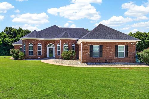 70 Toscanno Dr, Covington, GA, 30014-8959 | Card Image