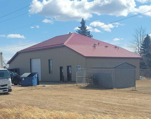 {{alt}} | Card Image