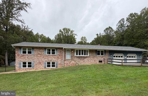 4331 Estate Dr, Huntingtown, MD, 20639-9733 | Card Image