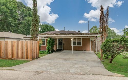 10131 Tangiers Rd, Houston, TX, 77041-7547 | Card Image