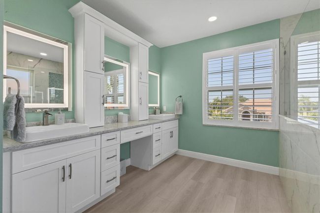 7538 Camden Harbour Dr, House other with 6 bedrooms, 4 bathrooms and null parking in BRADENTON FL | Image 59