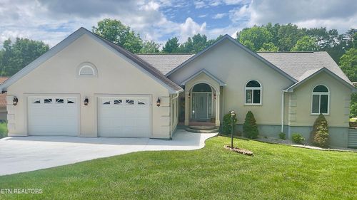 14 Needham Ter, Crossville, TN, 38558-8247 | Card Image