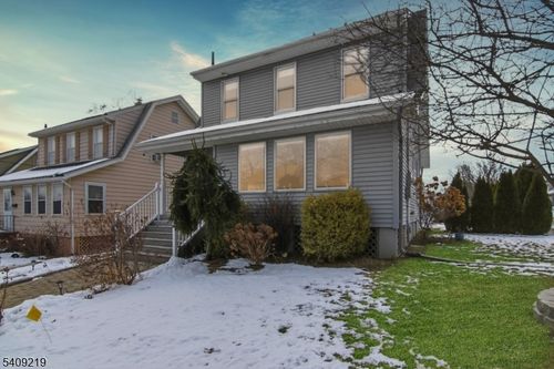 15 Peru Rd, Clifton, NJ, 07012-1642 | Card Image