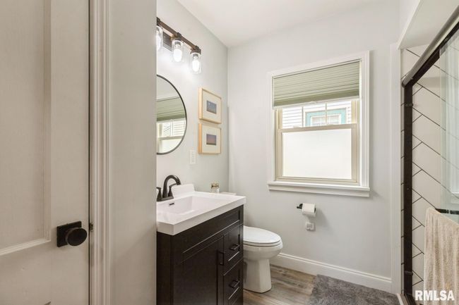 2220 Warren St, House other with 2 bedrooms, 1 bathrooms and null parking in Davenport IA | Image 14
