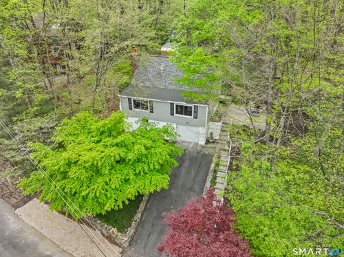 318 Mountain Rd, Ridgefield, CT, 06877-1625 | Card Image