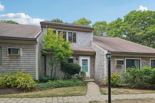 45-45 Roundhouse Rd, Bourne, MA, 02532-3877 | Card Image
