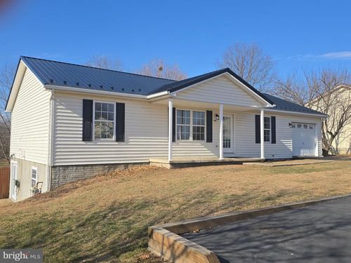 120 Nottingham Blvd, MARTINSBURG, WV, 25405-3659 | Card Image